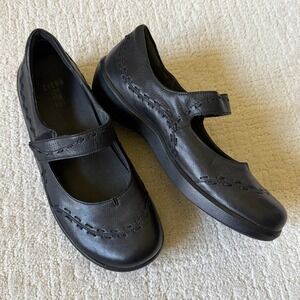 Ziera Gummibear Black Leather Mary Jane Flats Comfort Shoes 40.5W  Minimalist